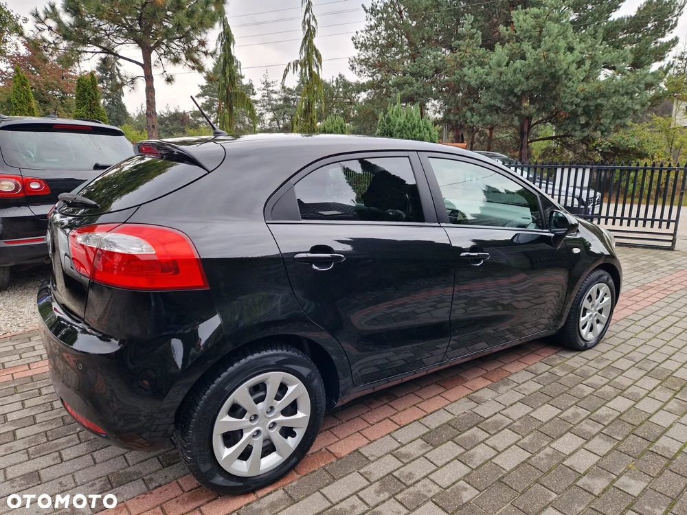 Kia Rio 1.2 Dream-Team Edition - 16