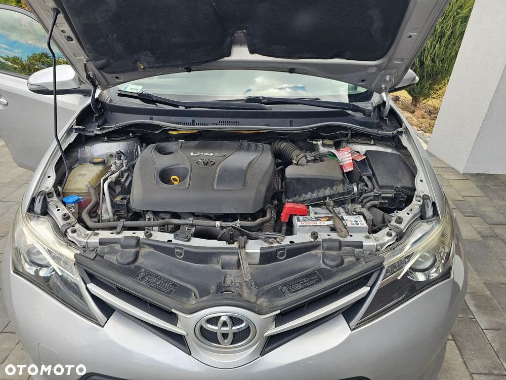 Toyota Auris 1.4 D-4D Active - 12