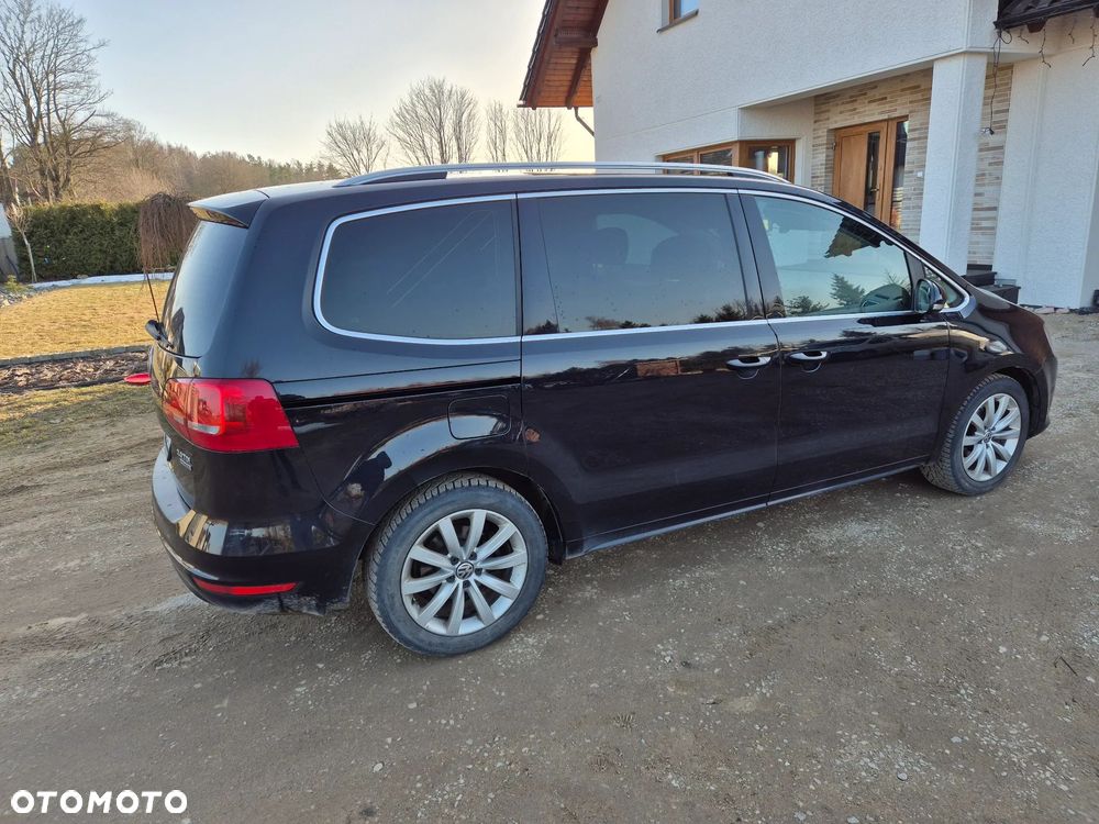 Volkswagen Sharan 2.0 TDI DSG BlueMotion Technology Highline - 4