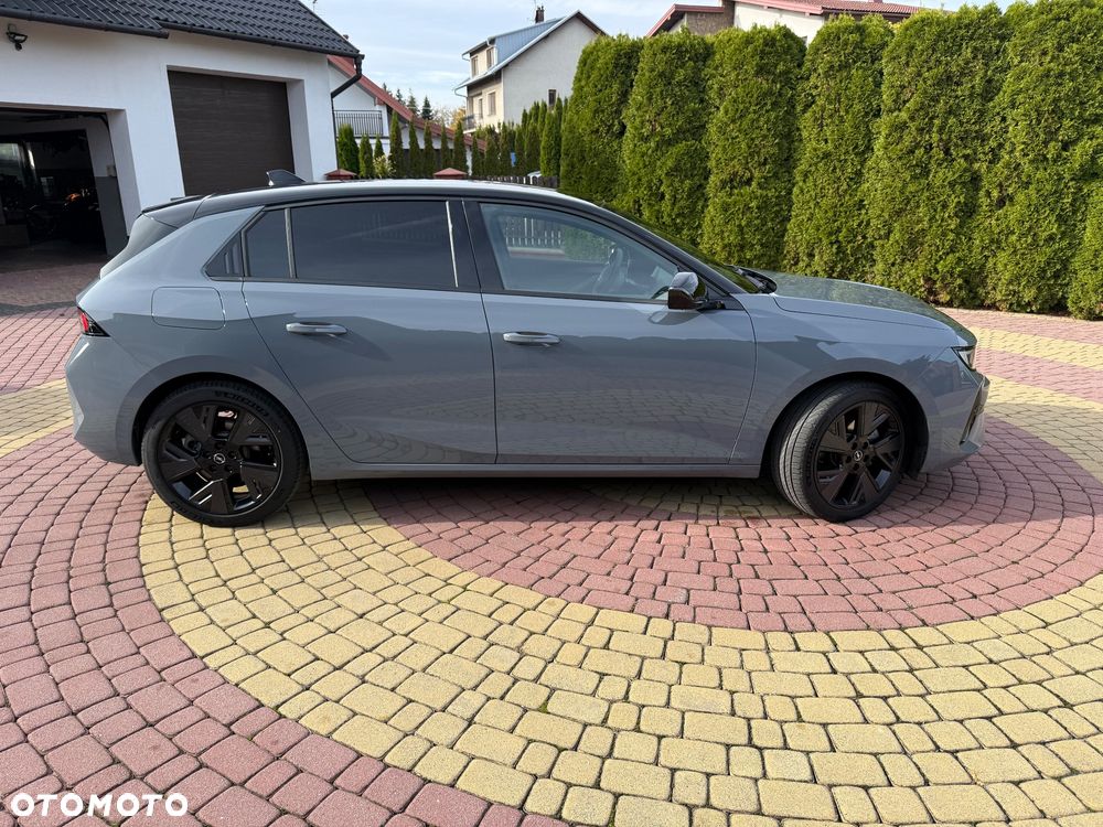 Opel Astra GS - 5