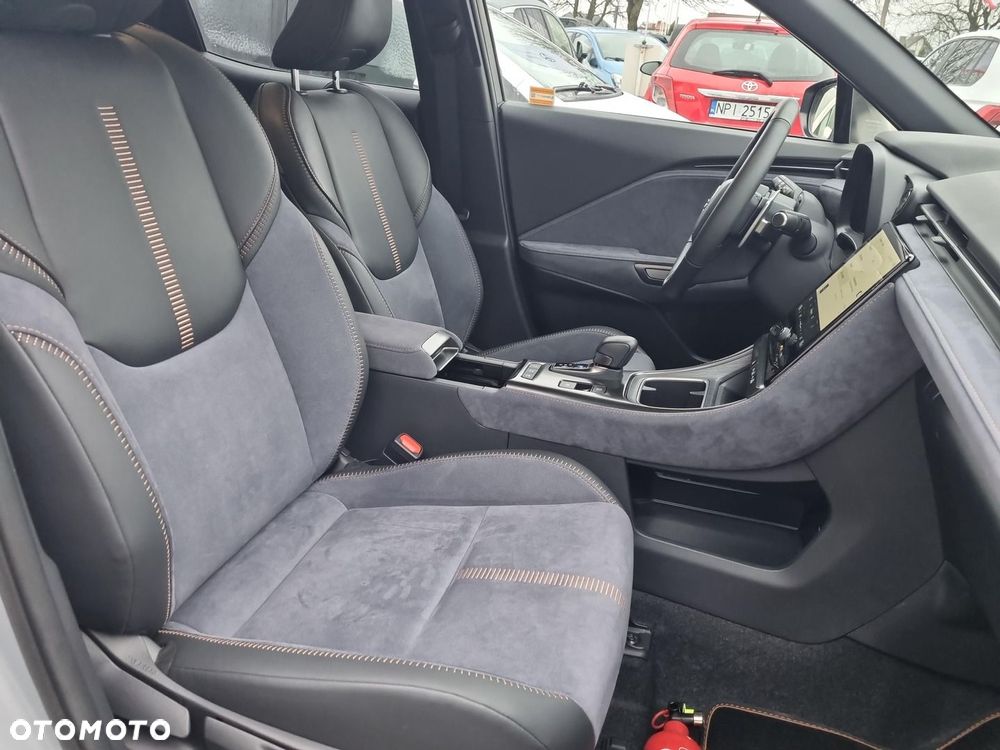 Lexus LBX 1.5 Hybrid Cool - 10