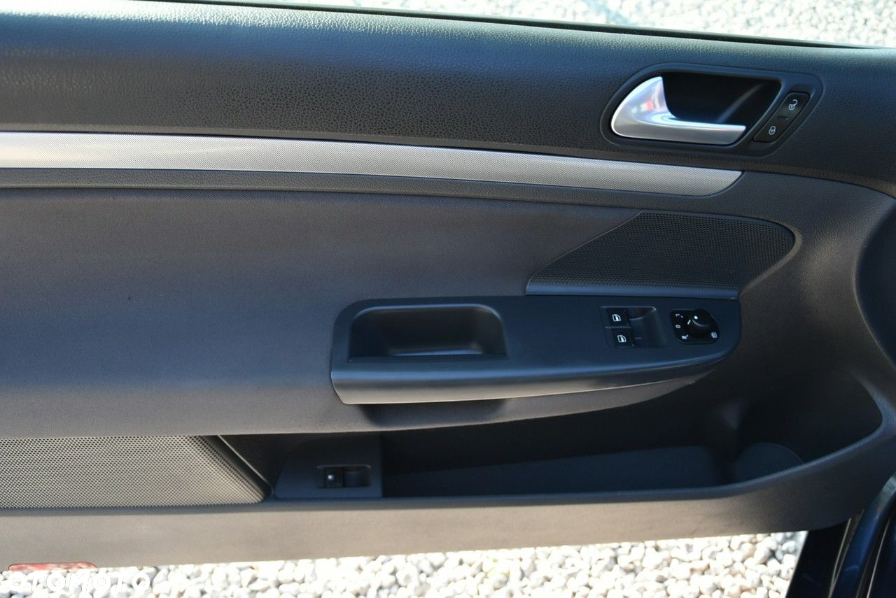Volkswagen Golf - 14