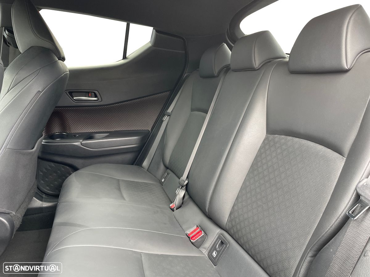 Toyota C-HR 1.8 HSD Exclusive+P.Luxury - 7