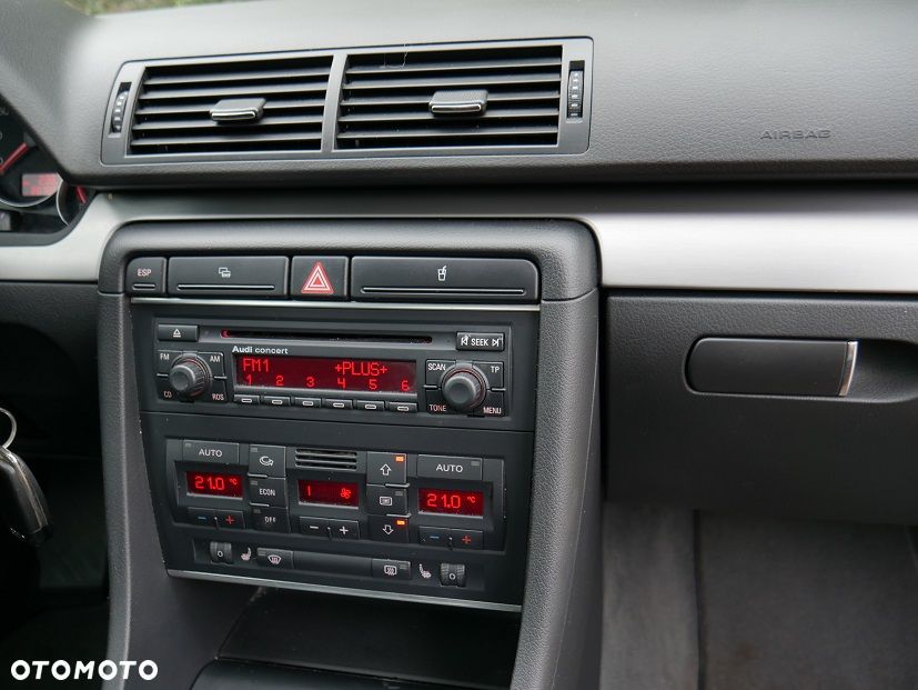 Audi A4 Limousine - 7