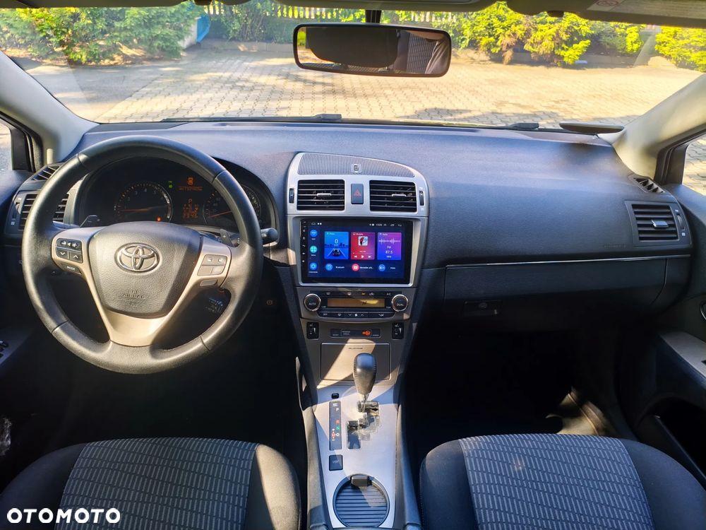 Toyota Avensis 1.8 Multidrive Edition - 16