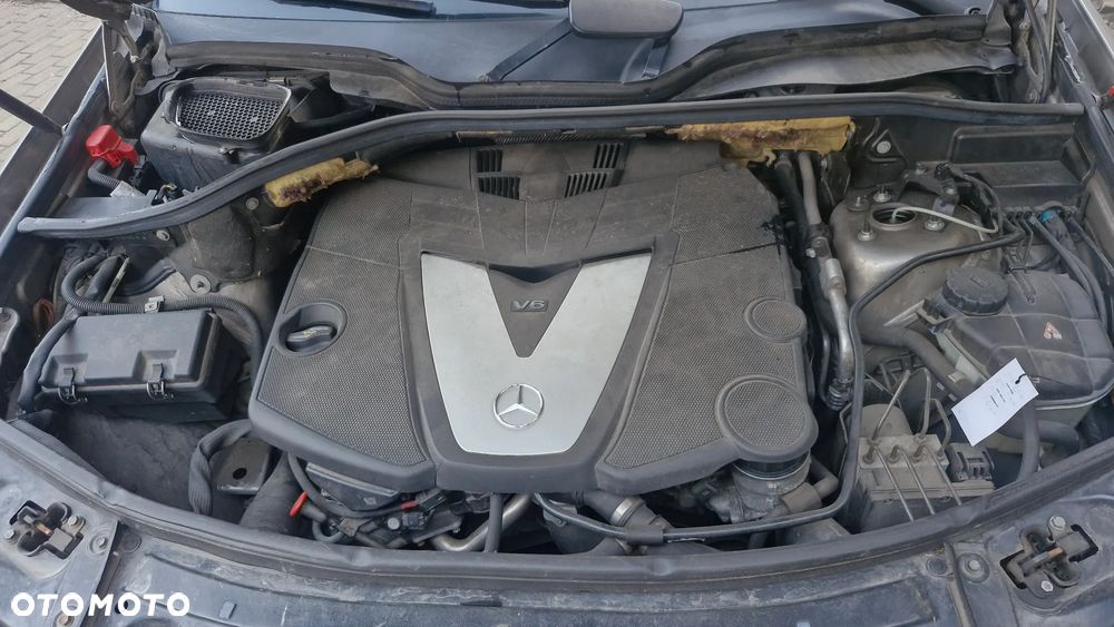 Mercedes-Benz ML 300 CDI 4Matic 7G-TRONIC DPF BlueEFFICIENCY - 23