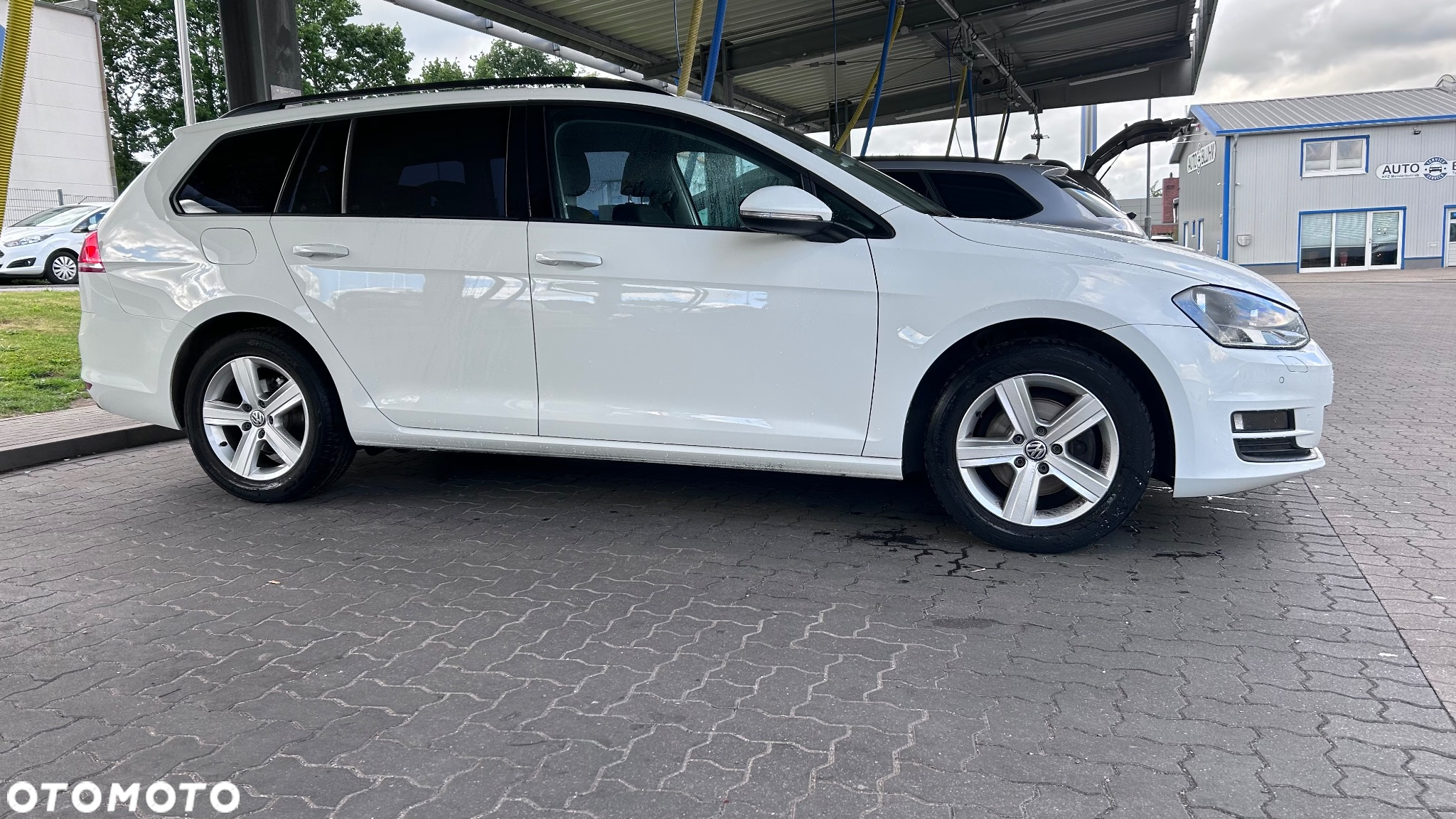 Volkswagen Golf VII 1.6 TDI BMT Trendline - 4