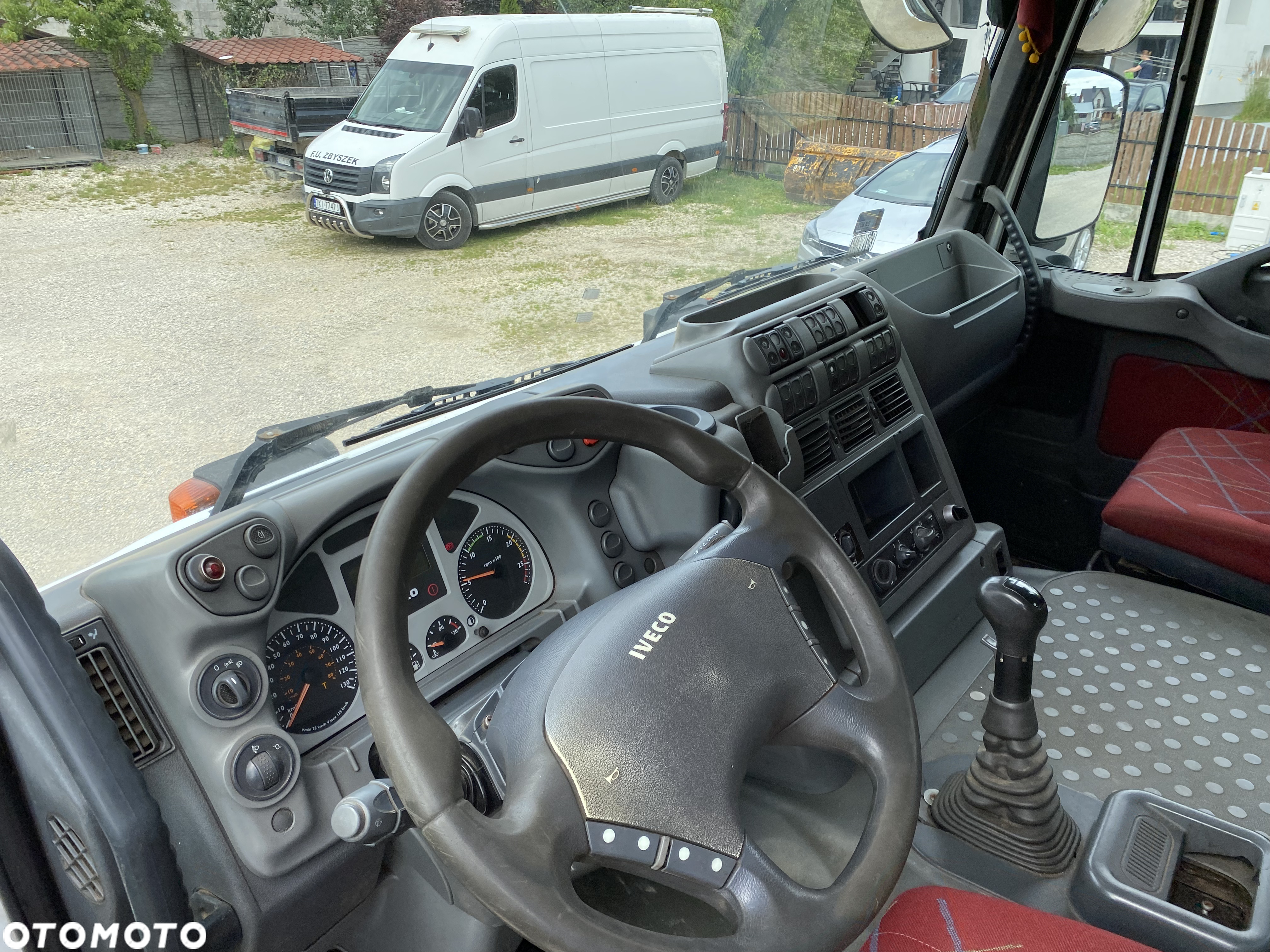 Iveco TRAKKER - 22