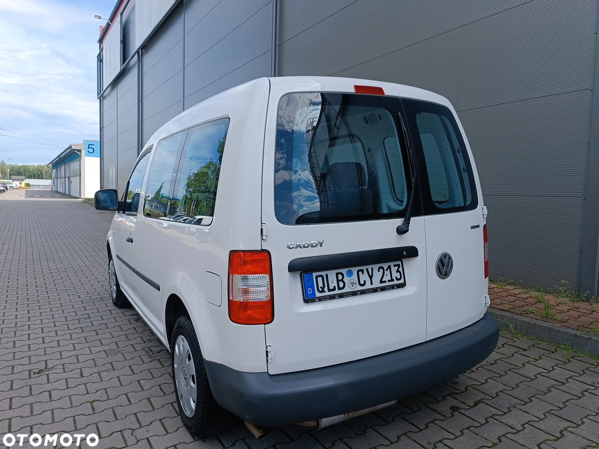 Volkswagen Caddy 1.6 Familie (5-Si.) - 24
