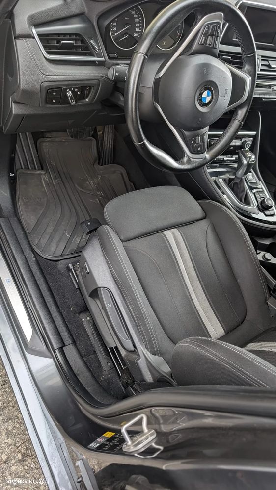 BMW 225xe Active Tourer - 14