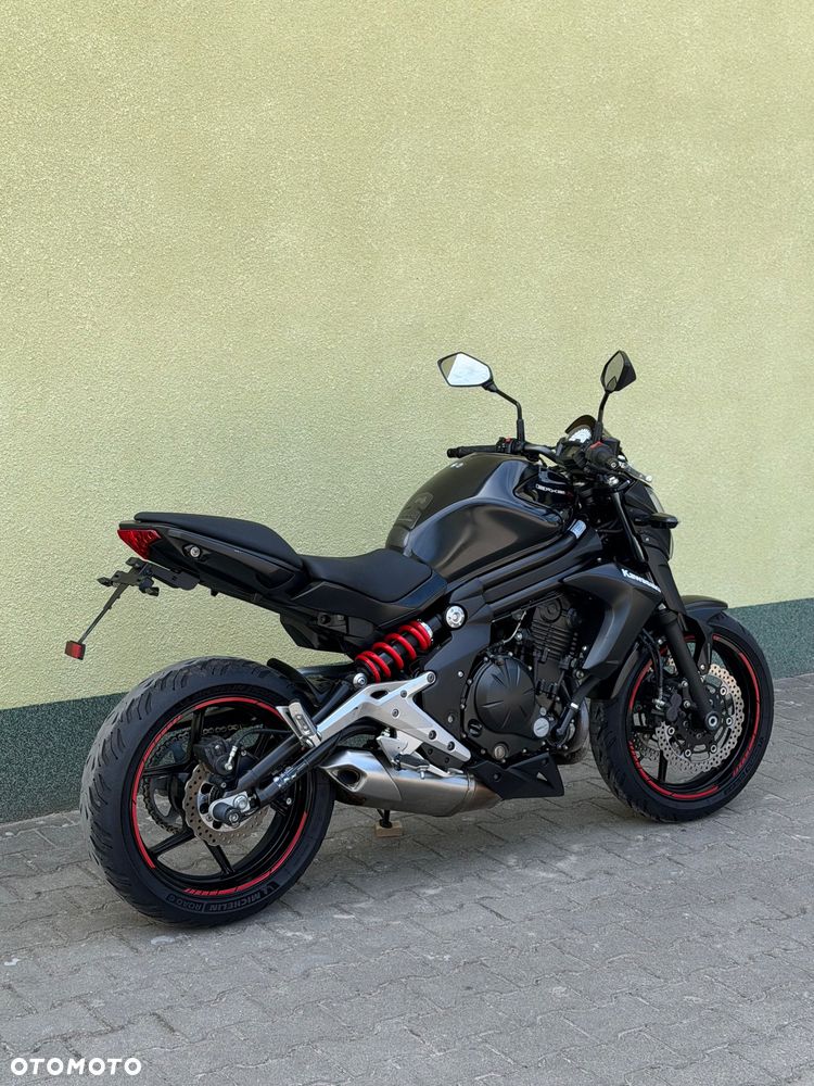 Kawasaki ER - 10