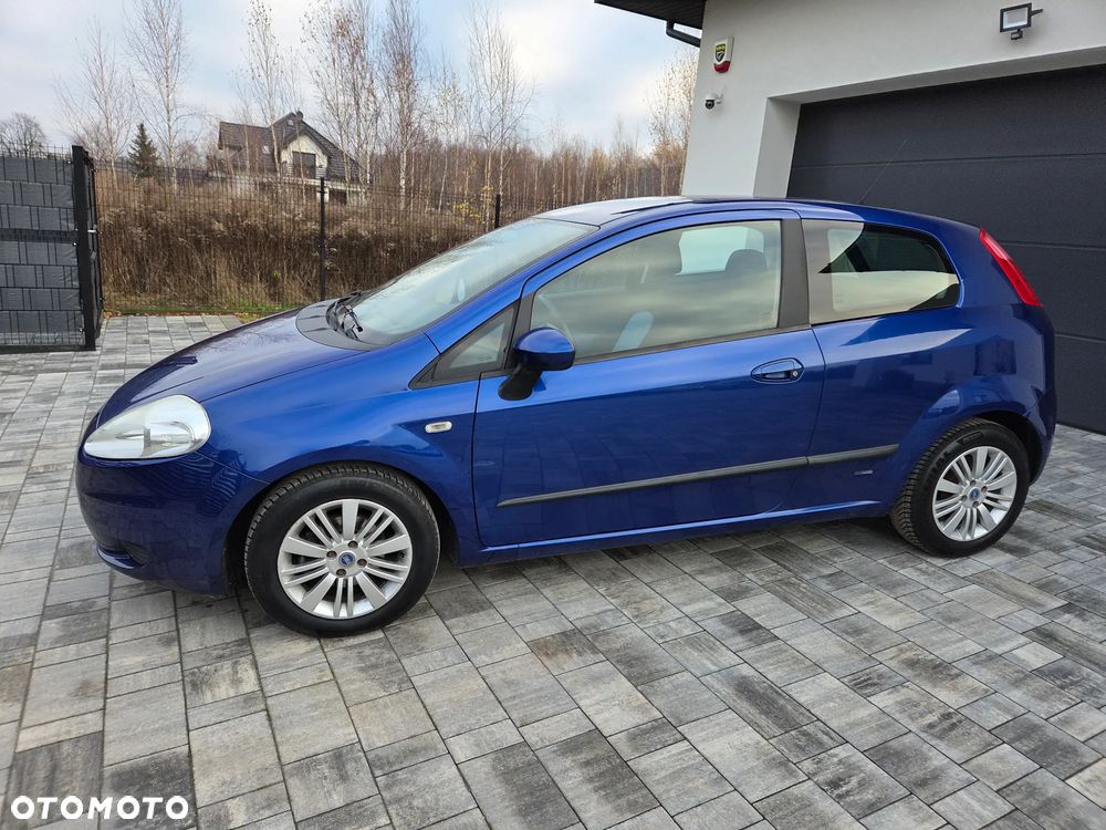 Fiat Grande Punto 1.4 8V Racing - 14