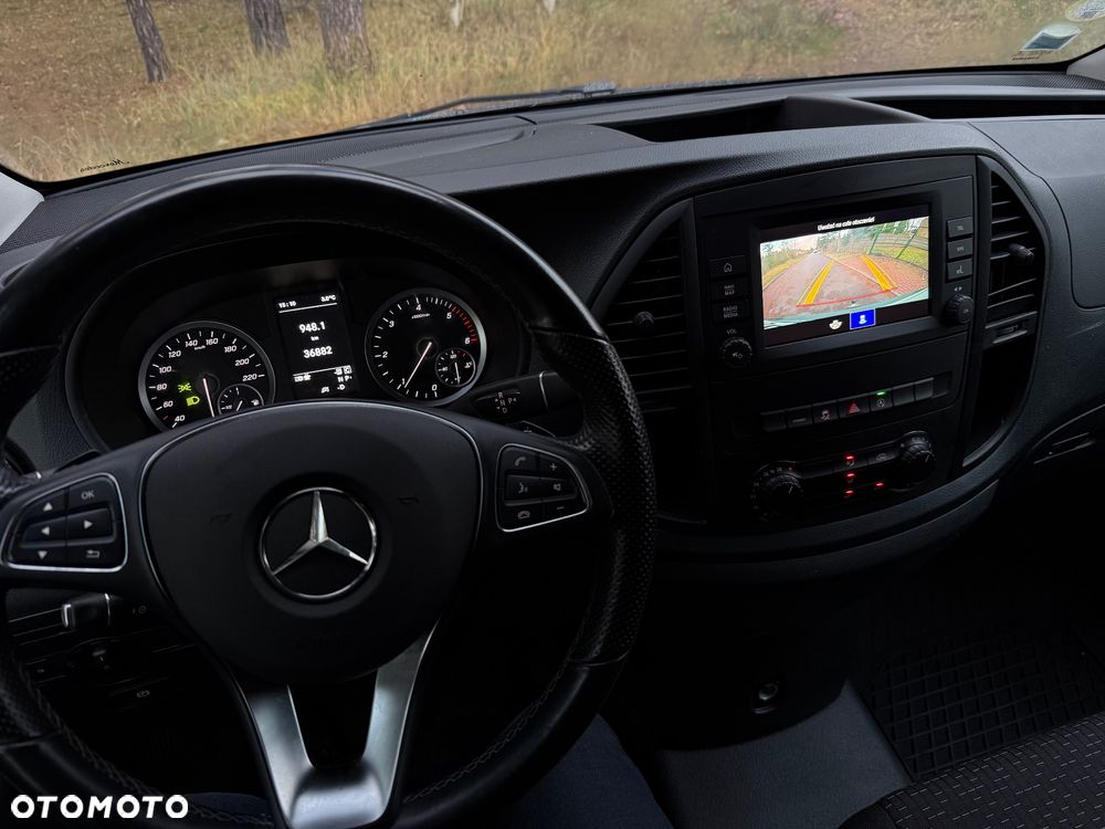 Mercedes-Benz VITO - 11