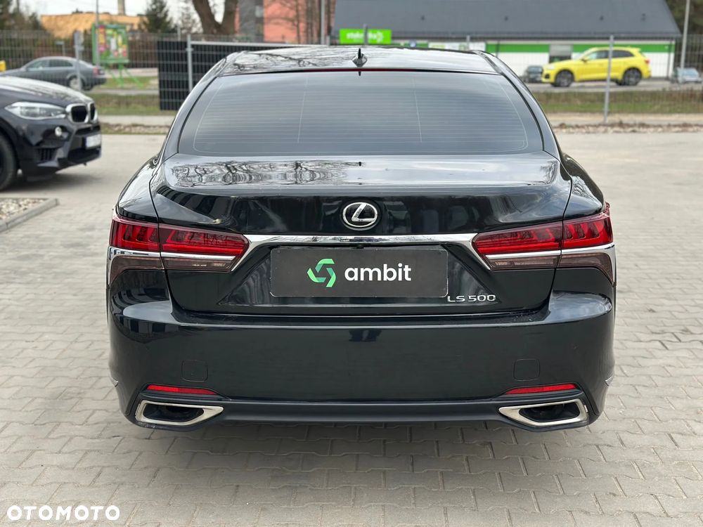 Lexus LS - 7