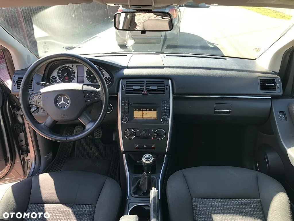 Mercedes-Benz Klasa B 200 SPORT EDITION - 13