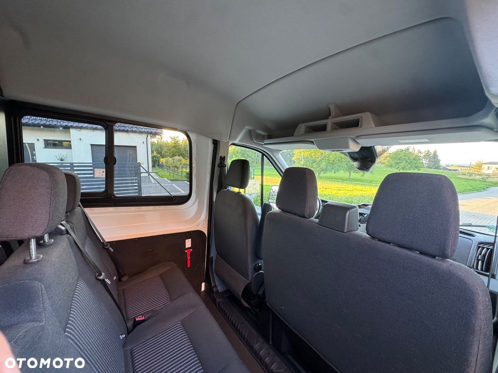 Ford Transit - 11