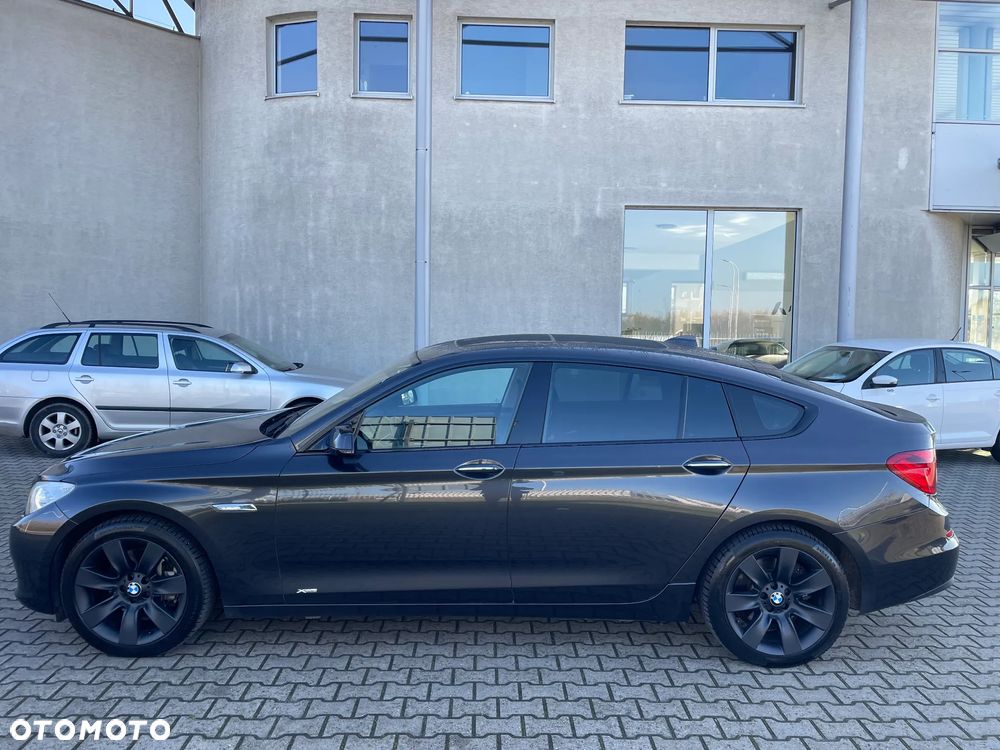 BMW Seria 5 530d xDrive Sport-Aut - 4