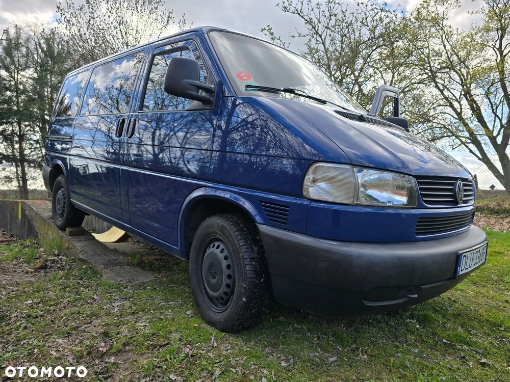Volkswagen Caravelle Basis / CL - 27