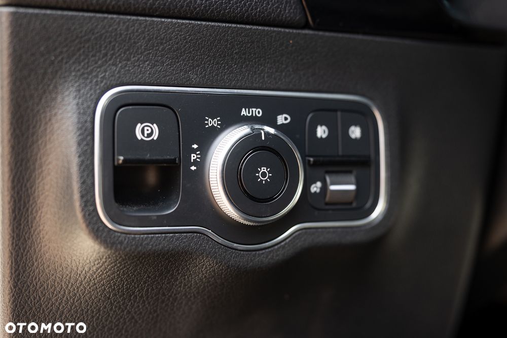 Mercedes-Benz GLA 250 8G-DCT Progressive - 39