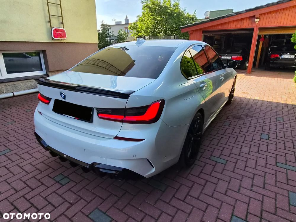 BMW Seria 3 330e xDrive M Sport - 2