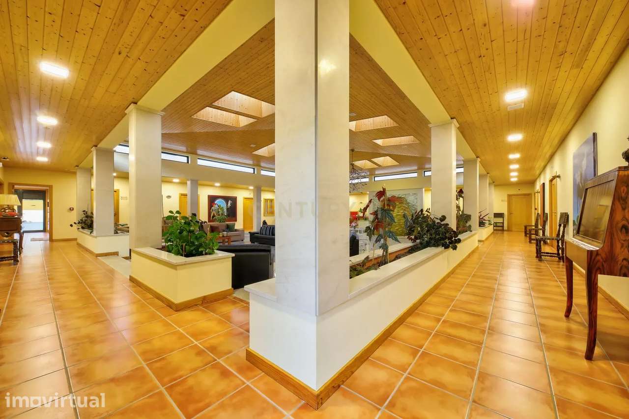 Propriedade T8 com Jardins, Lago e Potencial Alojamento -  Localização - Grande imagem: 4/60
