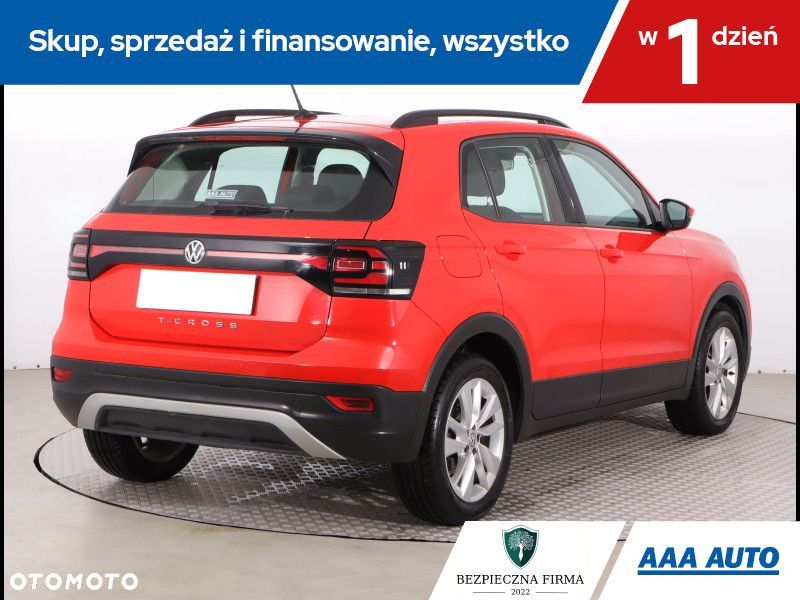 Volkswagen T-Cross - 6