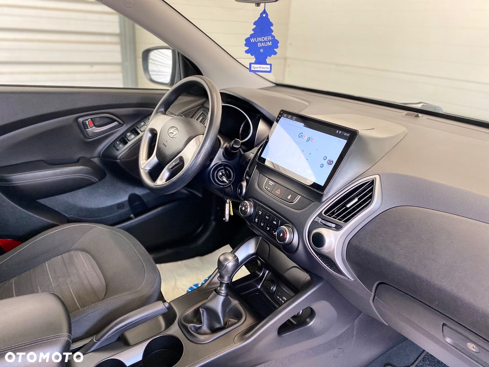 Hyundai ix35 1.6 2WD blue Trend - 12