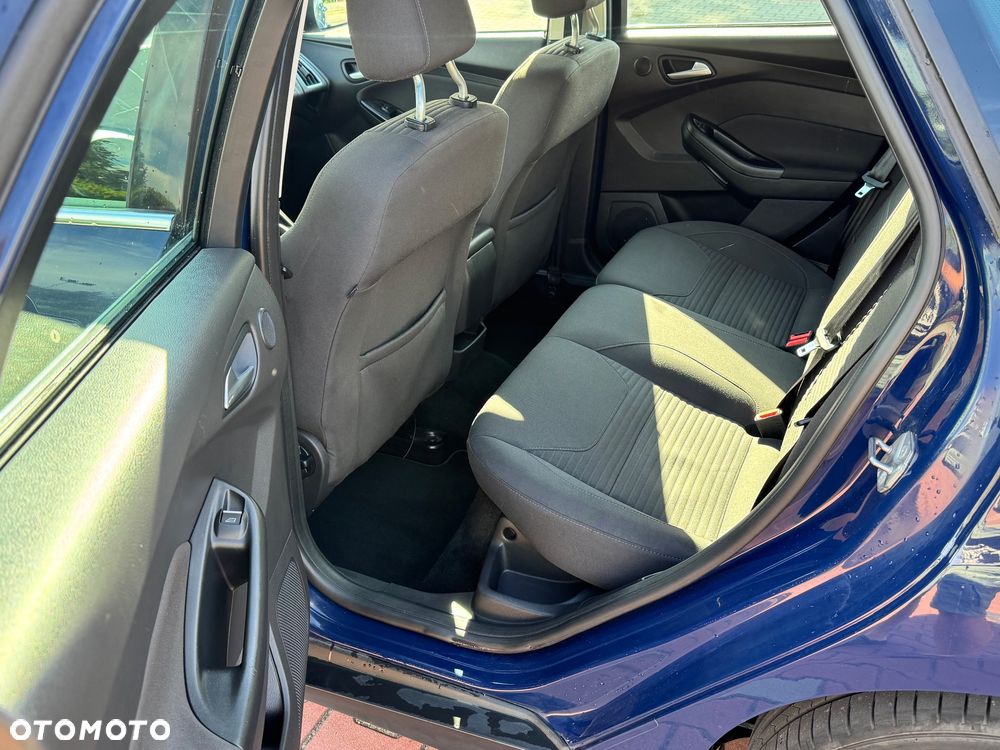 Ford Focus 1.5 EcoBoost Titanium ASS - 6