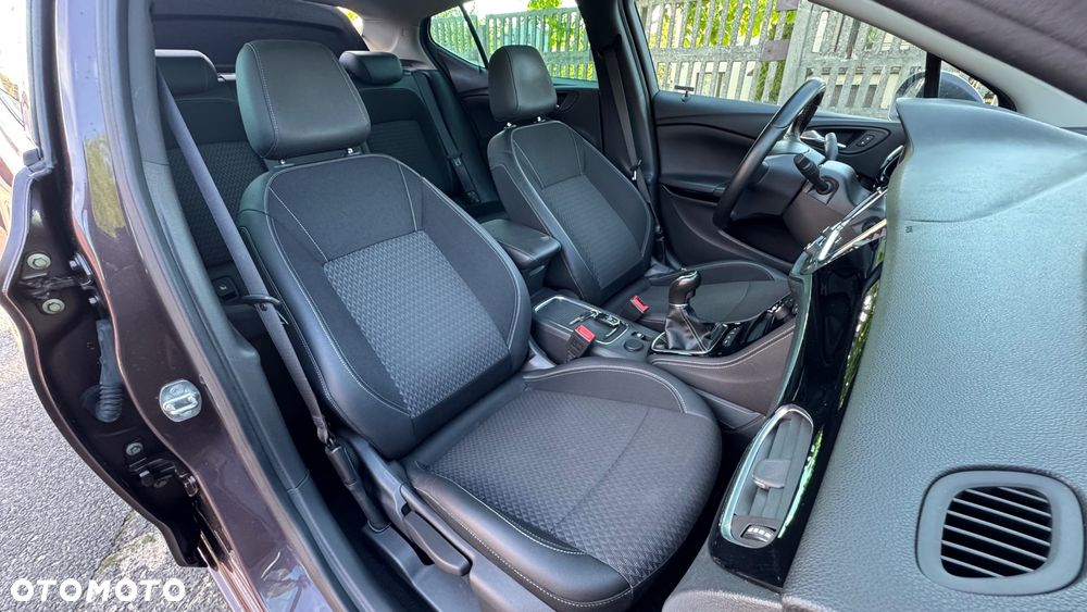 Opel Astra 1.4 T GPF Elite S&S - 16