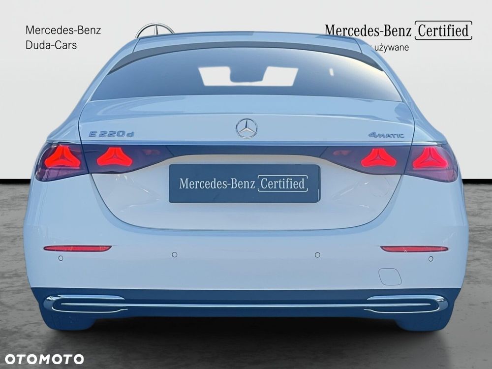 Mercedes-Benz Klasa E 220 d mHEV 4-Matic Avantgarde 9G-Tronic - 8