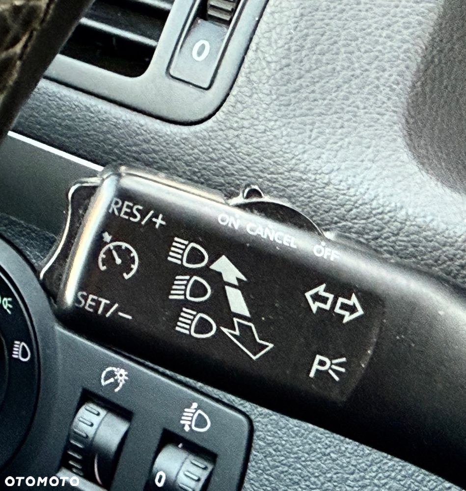 Volkswagen Touran 1.9 TDI Freestyle - 22