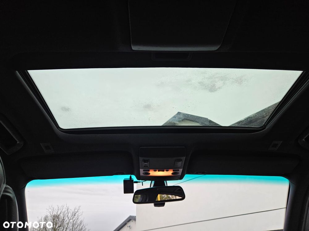 BMW Seria 7 730d - 32