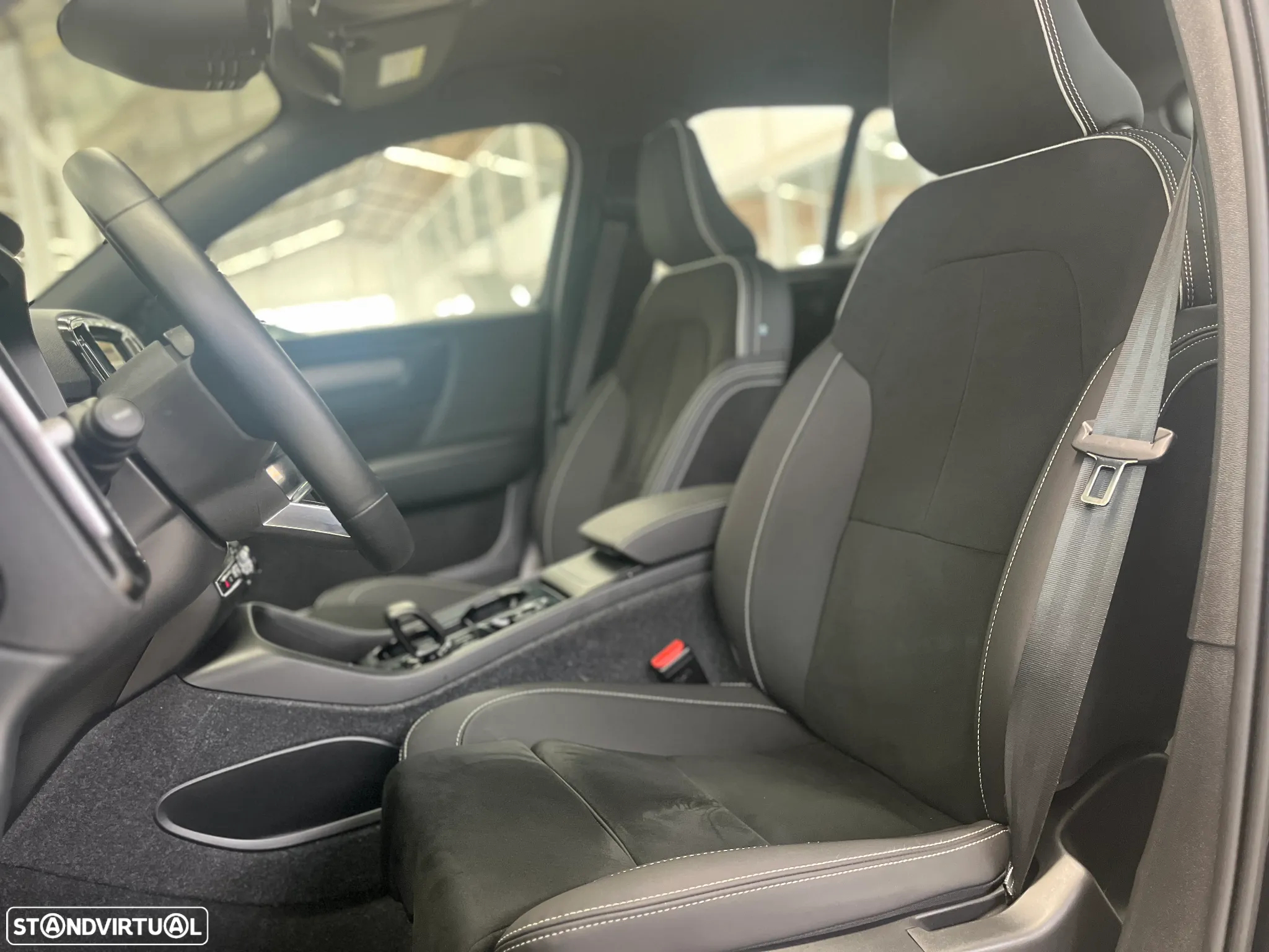 Volvo XC 40 1.5 T2 Plus Dark Auto - 16