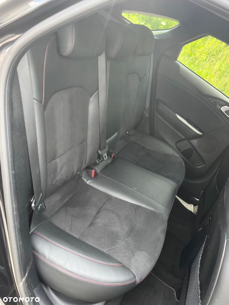 Kia ProCeed 1.6 T-GDI DCT7 OPF GT - 24