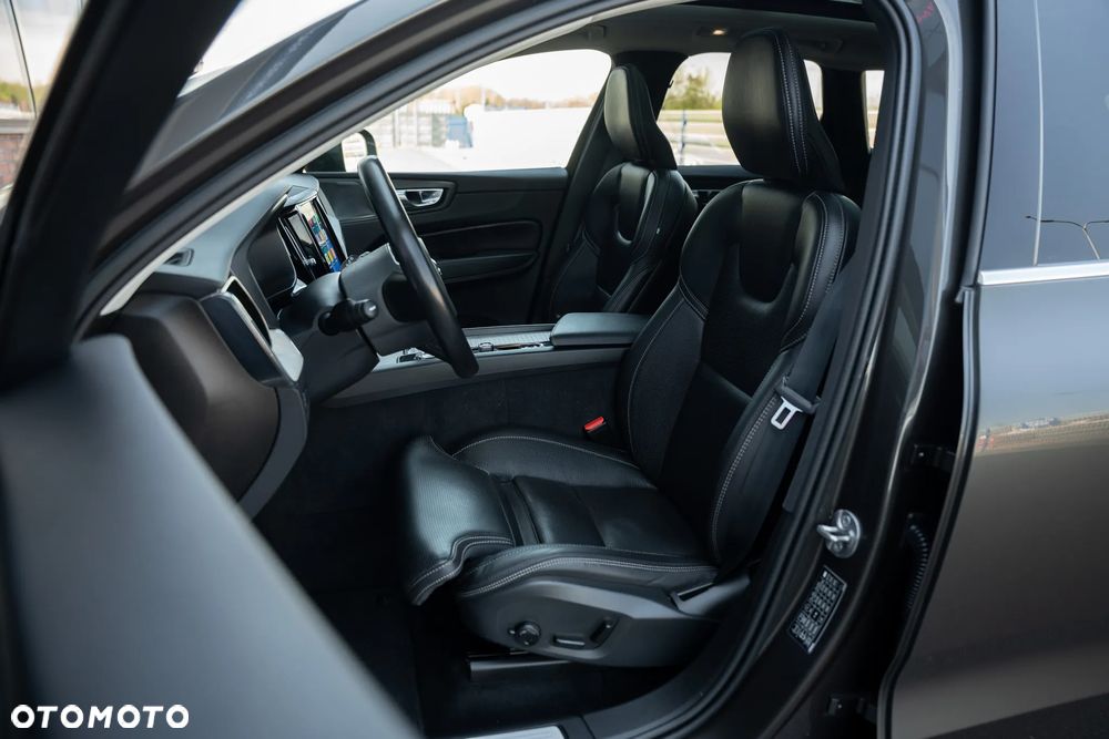 Volvo XC 60 B4 D AWD Geartronic Inscription - 24