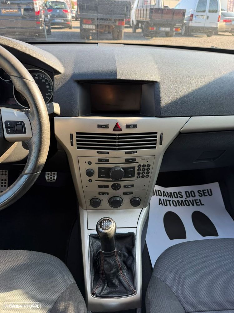 Opel Astra 1.3 CDTi Edition - 29