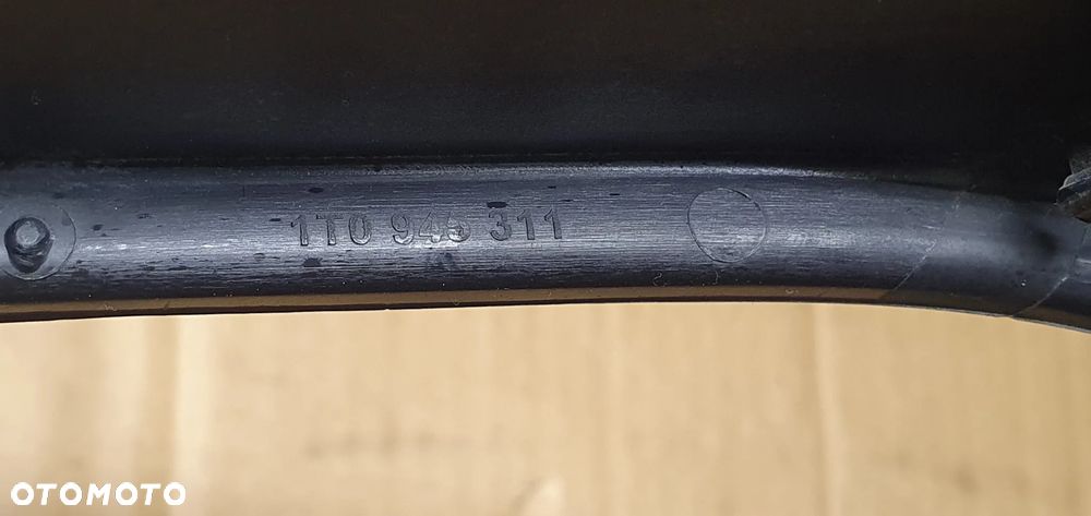 Osłona zaślepka lampy lewy tył VW Tourn 1T0945311 - 6