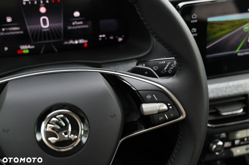 Skoda Scala 1.0 TSI Selection DSG - 24