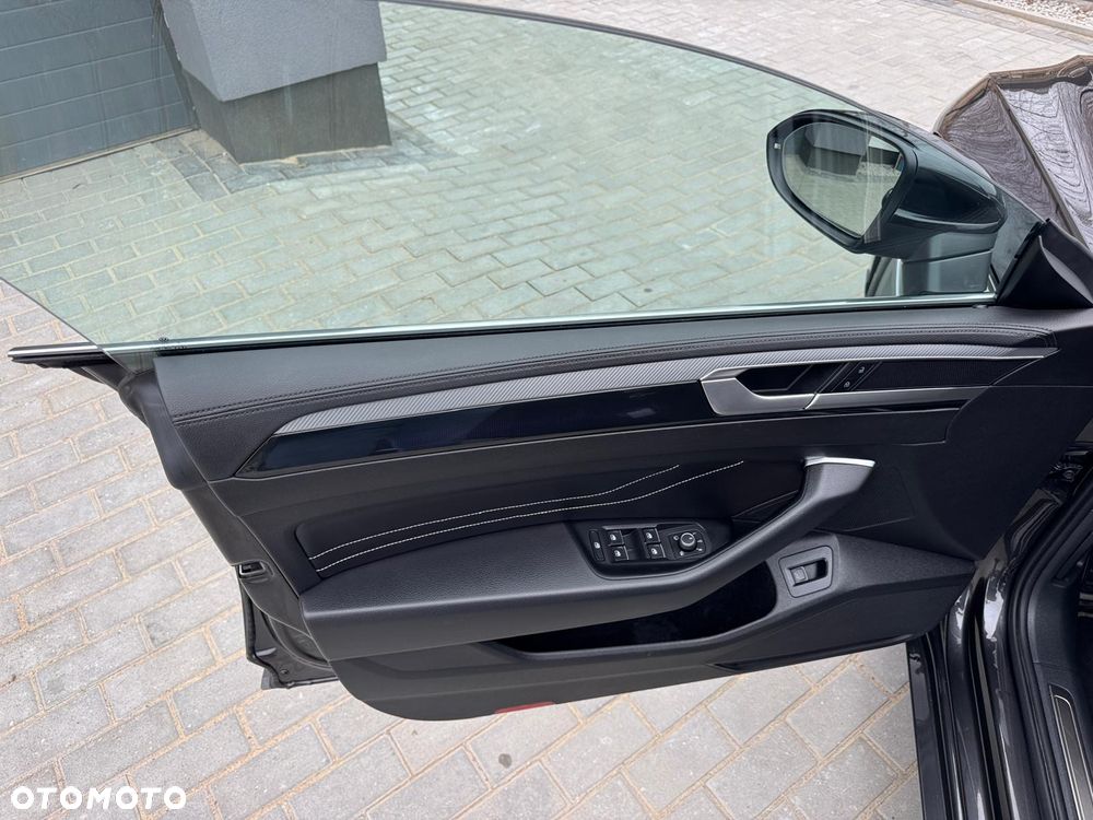 Volkswagen Arteon 2.0 TDI R-Line DSG - 11