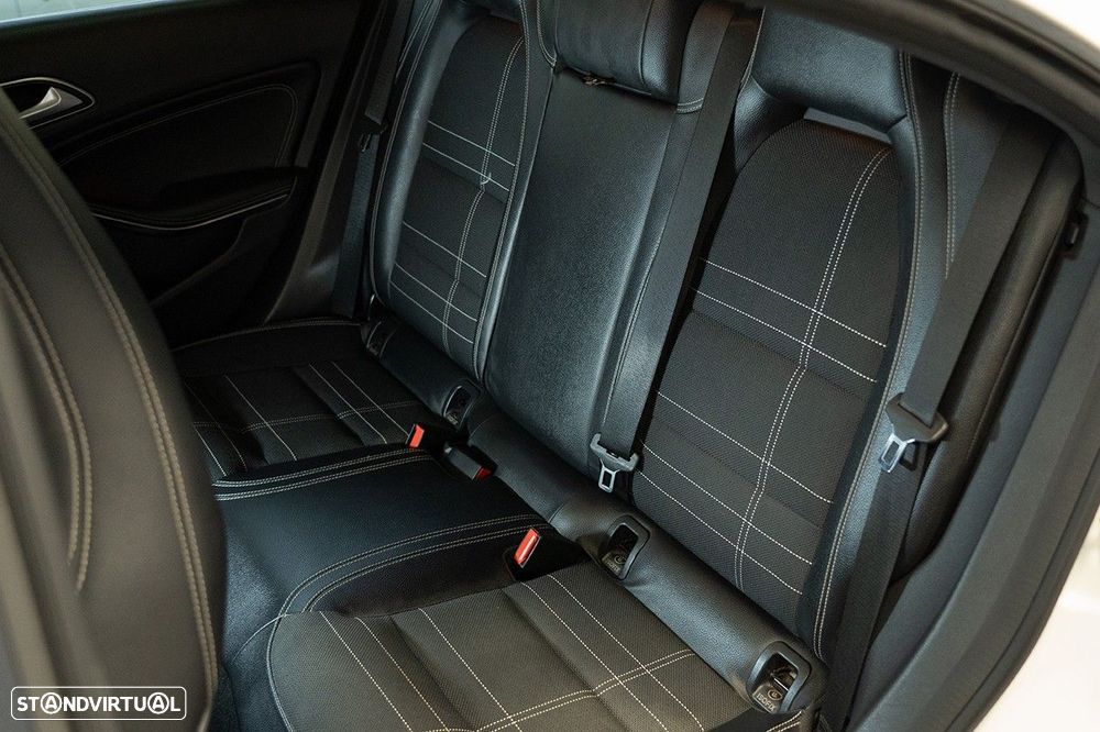 Mercedes-Benz CLA 180 CDI - 41