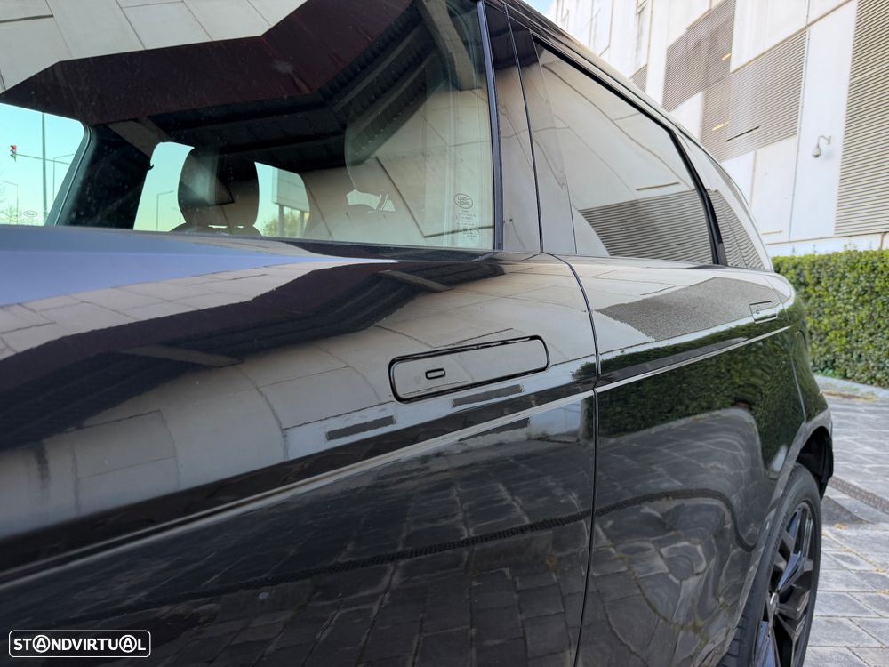 Land Rover Range Rover Evoque 1.5 P300e AWD R-Dynamic HSE Auto - 17