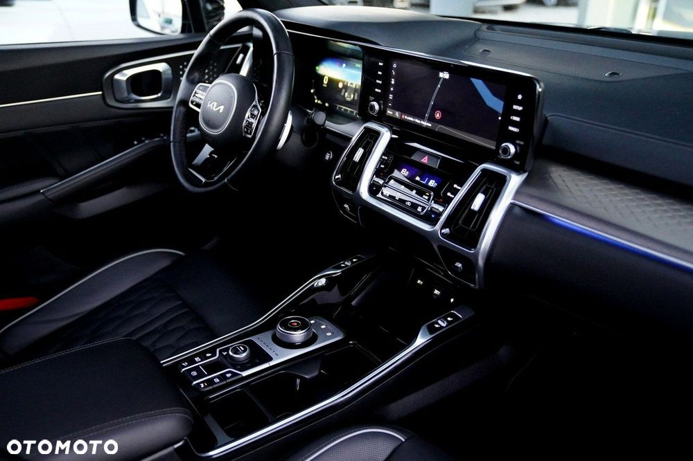 Kia Sorento - 25
