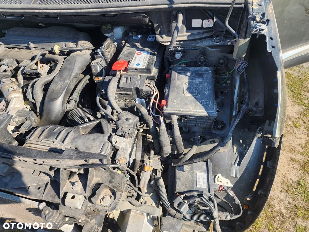 Peugeot 3008 THP 165 EAT6 Stop & Start Allure - 15