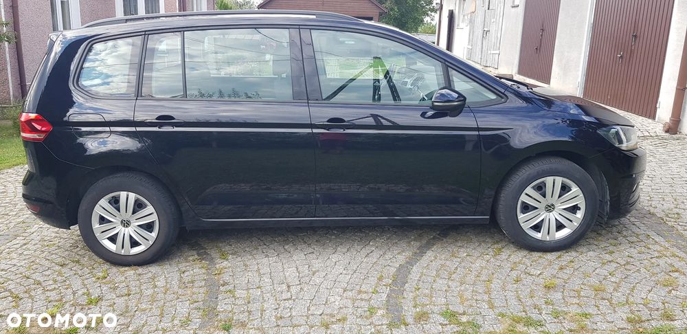 Volkswagen Touran 1.5 TSI EVO Trendline - 3