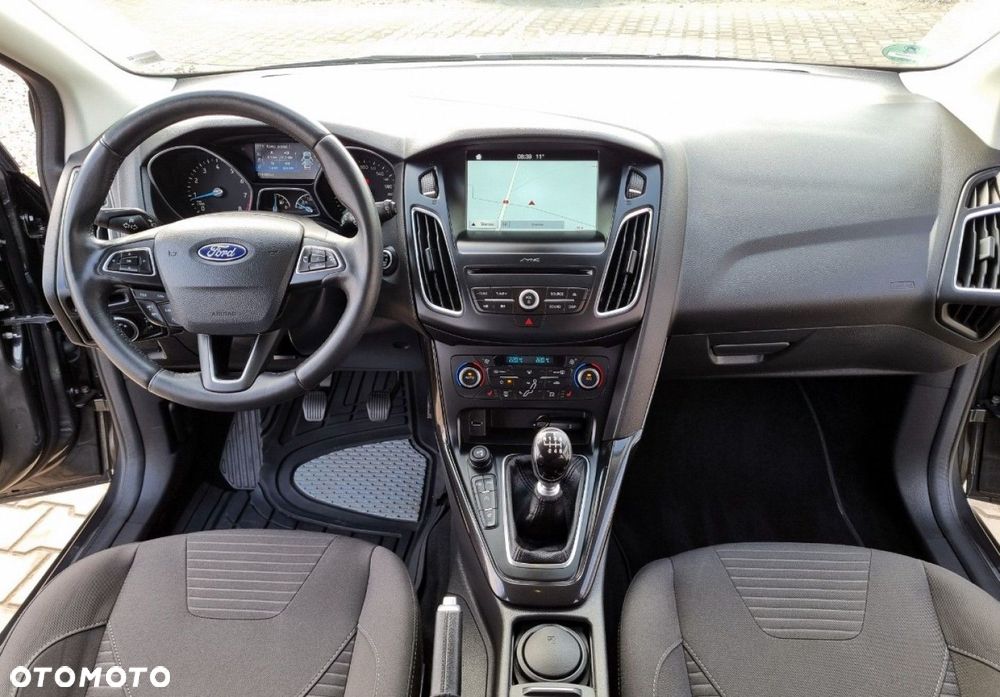 Ford Focus - 35