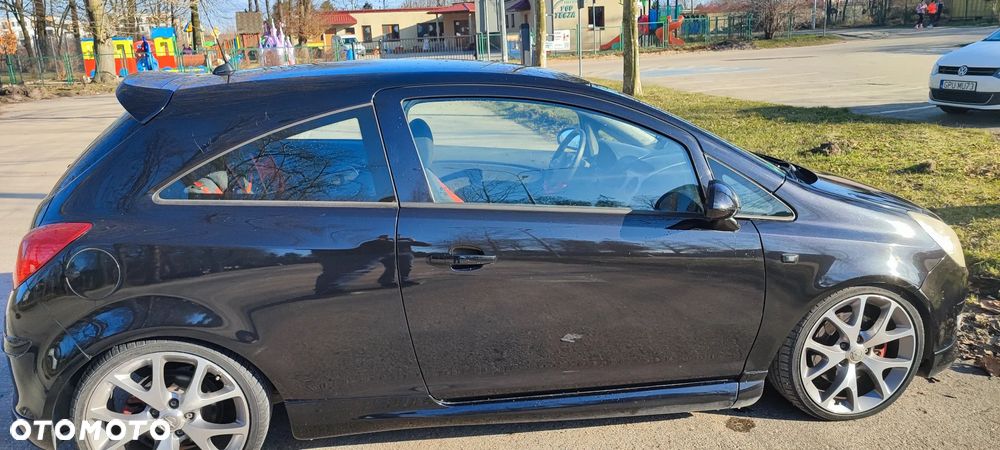 Opel Corsa 1.6T GSI - 14