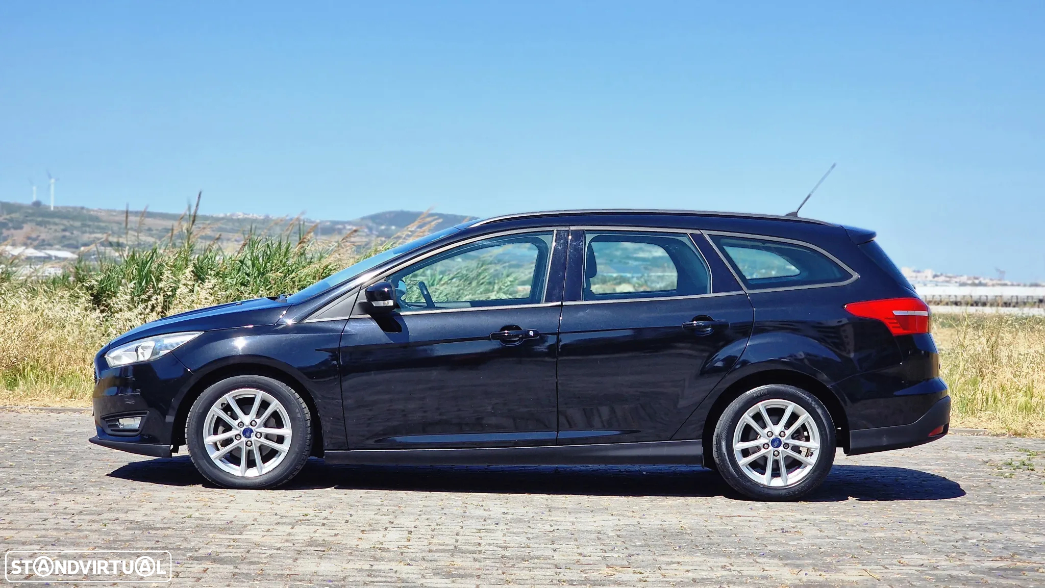 Ford Focus SW 1.5 TDCi Trend+ - 13
