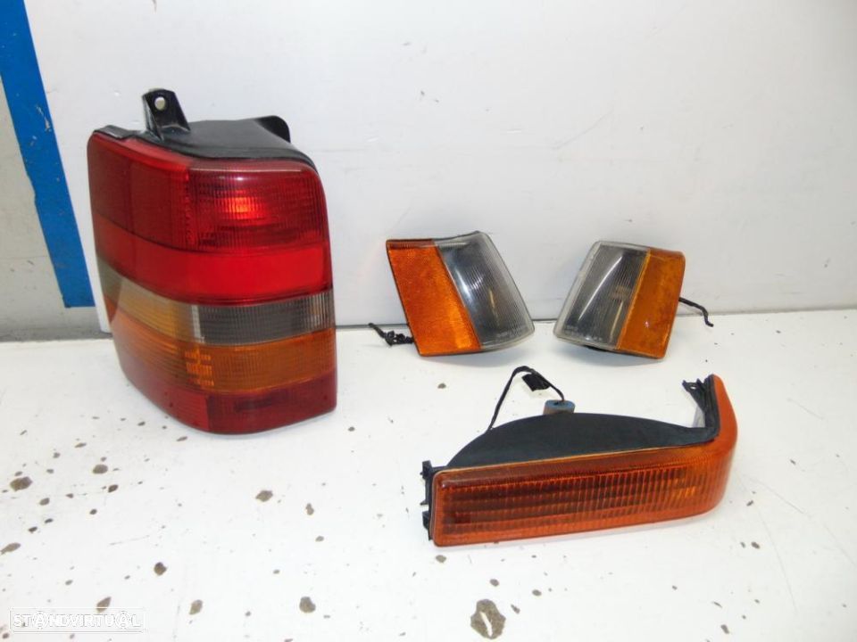 Jeep Grand Cheroquee farolins - 1