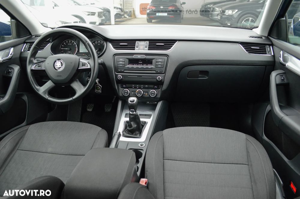 Skoda Octavia 1.6 TDI Ambiente - 5