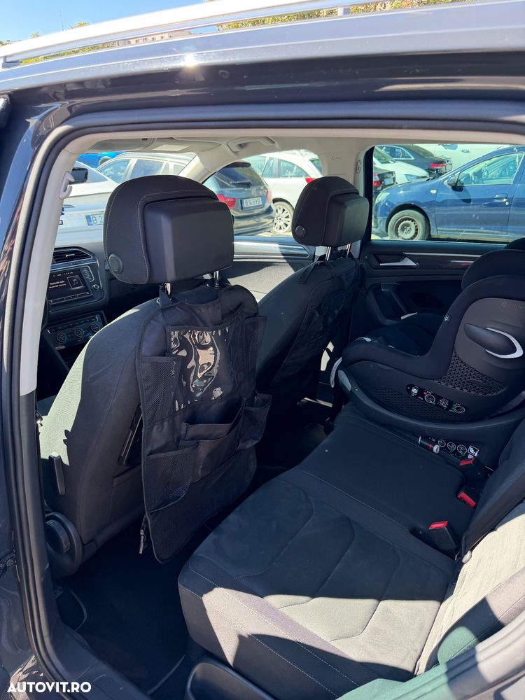 Volkswagen Tiguan - 6